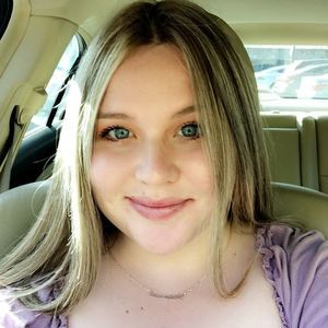 Meet your Posher, Brielle